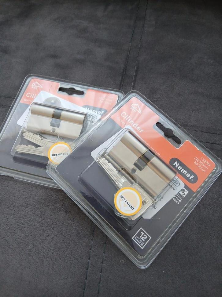 SKG 3 Sterren CLINDER SLOT, Doe-het-zelf en Verbouw, Hang- en Sluitwerk, Nieuw, Slot, Rvs, Verzenden