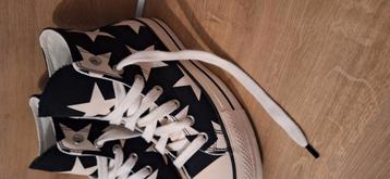 Nieuwstaat super mooie converse all star platform maat 37,5 beschikbaar voor biedingen