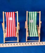 Strandstoel loungestoel rood/wit - groen/wit poppenhuis 1:12, Verzamelen, Ophalen of Verzenden, Nieuw, Poppenhuis
