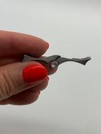 X668 Prachtige zilveren broche Karl Laine Finland, Sieraden, Tassen en Uiterlijk, Met kristal, 4 tot 7 cm, Ophalen of Verzenden