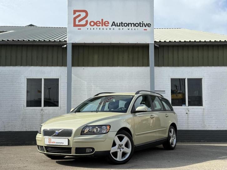 Volvo V50 2.4 Momentum / Nwe APK / Distributie V.V / Standka, Auto's, Volvo, Bedrijf, Te koop, V50, ABS, Airbags, Airconditioning