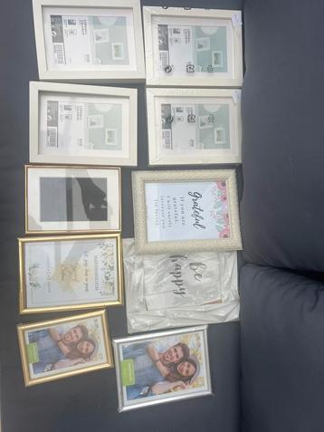 Diverse Fotolijsten beschikbaar voor biedingen