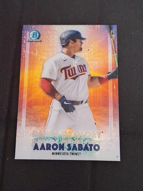 Aaron Sabato 2021 Bowman Chrome Dawn Of Glory Mojo Refr DG19, Hobby en Vrije tijd, Stickers en Plaatjes, Nieuw, Plaatje, Ophalen of Verzenden