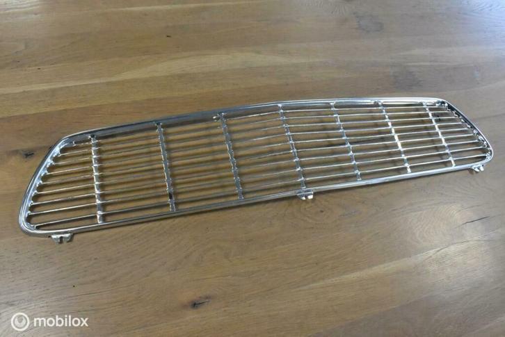 NOS: Grille origineel chroom Ford Taunus P4 ('62-'66) 420120, Auto-onderdelen, Carrosserie en Plaatwerk, Ford, Nieuw, Ophalen of Verzenden