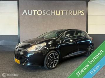 Renault Clio 1.2 16V 5 DEURS / AIRCO / NAVI / LED / LMV / TR beschikbaar voor biedingen