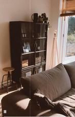 WOOOD metalen vitrinekast Ronja zwart 167x99x40,5, Huis en Inrichting, Kasten | Vitrinekasten, Ophalen, 50 tot 100 cm, Zo goed als nieuw