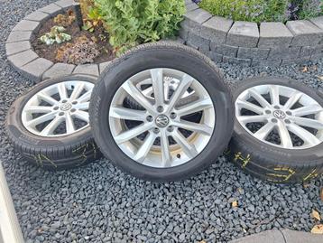 Set banden en velgen VW Golf  beschikbaar voor biedingen