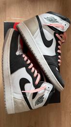 Jordan 1 light smoke grey - Us 10,5 / EU 44,5, Kleding | Heren, Schoenen, Overige kleuren, Nike, Ophalen of Verzenden, Sneakers of Gympen
