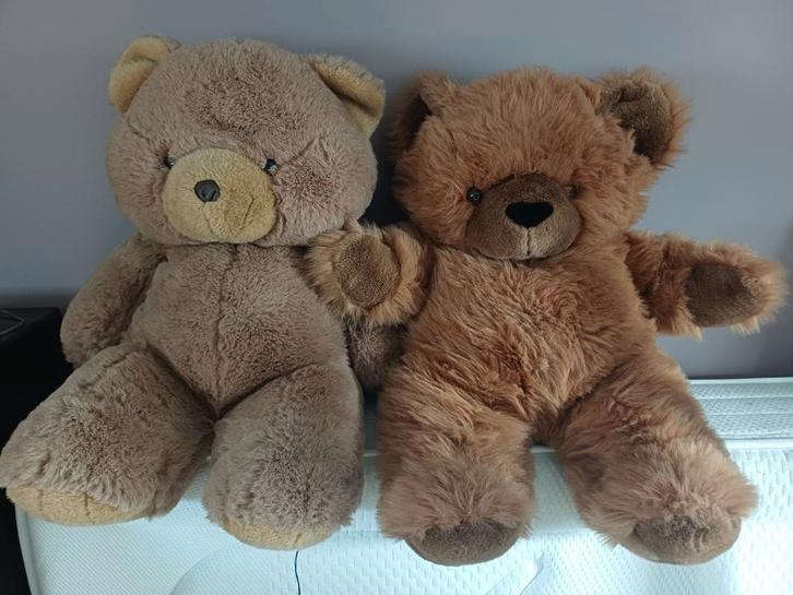 Twee grote teddyberen, Kinderen en Baby's, Speelgoed | Knuffels en Pluche, Zo goed als nieuw, Beer, Ophalen of Verzenden