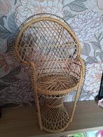 Vintage Rotan Bloempot Houder / Stoel, Kinderen en Baby's, Kinderkamer | Tafels en Stoelen, Ophalen of Verzenden, Gebruikt, Stoel(en)