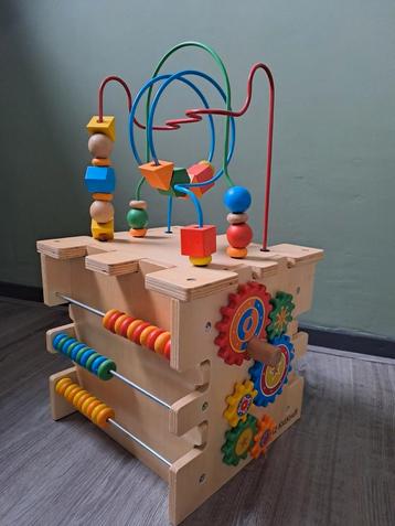 KinderKraft luxe houten activiteitenkubus beschikbaar voor biedingen