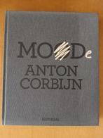 Anton Corbijn - MOOD/MODE - Gesigneerd, Boeken, Ophalen of Verzenden, Zo goed als nieuw, Fotografen, Anton Corbijn