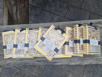 Kurkentrekker en en wijnkurk beschikbaar voor biedingen