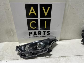Koplamp Toyota Yaris IV HYBIRD P21 led links Origineel  beschikbaar voor biedingen