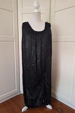 Vintage zwarte mouwloze rozet jurk S/M (valt als XL), Kleding | Dames, Maat 38/40 (M), Zwart, Ophalen of Verzenden, Gedragen