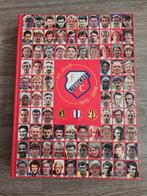 FC Utrecht 40 Jaar - Prachtig Naslagwerk, Ophalen of Verzenden, Zo goed als nieuw, Diverse Auteurs, Balsport