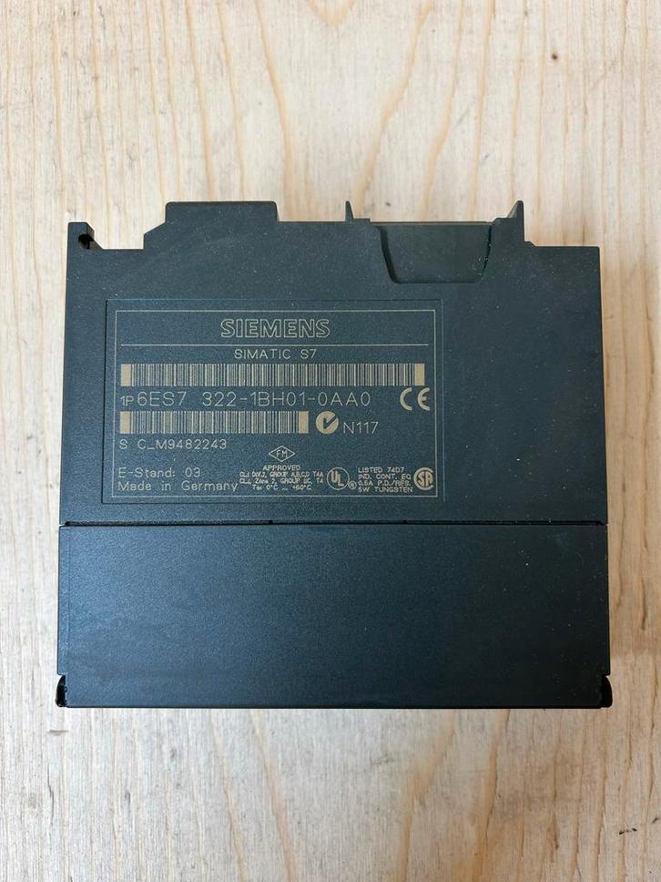 Siemens SIMATIC S7 322-1BH01-0AA0, Hobby en Vrije tijd, Elektronica-componenten, Ophalen