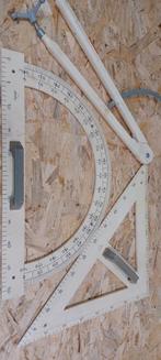 Tekenschoolbordset - Passer, Liniaal, Geodriehoek, Diversen, Schoolbenodigdheden, Ophalen of Verzenden, Gebruikt