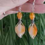 Mooie Murano glas oorbellen met verzilverde oorhaakjes, Sieraden, Tassen en Uiterlijk, Oorbellen, Verzenden, Zo goed als nieuw