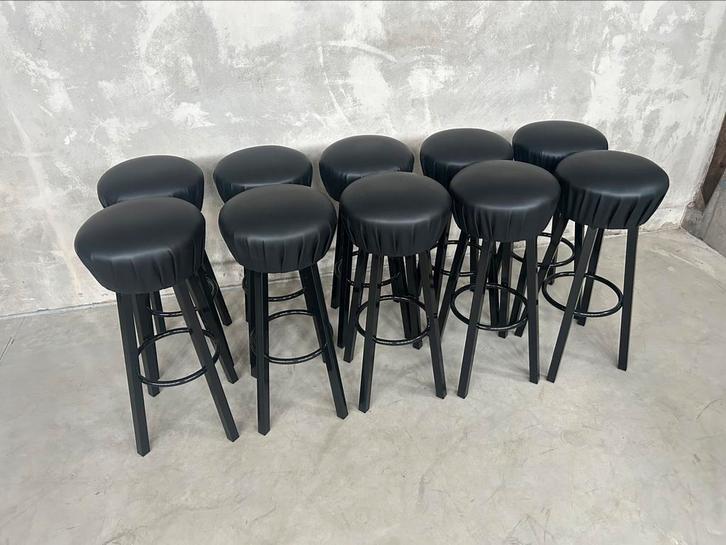 Set 10 Barkrukken Met Zachte Zitting Zwart, Huis en Inrichting, Barkrukken, Zo goed als nieuw, 60 tot 90 cm, 5 krukken of meer