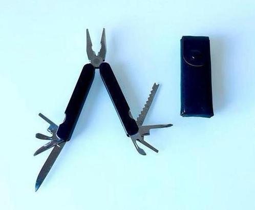 Multitool tang zakmes, Caravans en Kamperen, Kampeergereedschap, Zo goed als nieuw, Ophalen