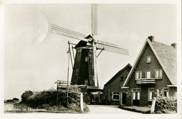 Garderen SET2 Partij van 8 kaarten. Molen, Verzamelen, Ansichtkaarten | Nederland, Gelderland, 1940 tot 1960, Verzenden