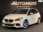 BMW 2-serie Active Tourer 218i Centennial Executive M Editio, Auto's, BMW, 136 pk, Gebruikt, Alcantara, Wit