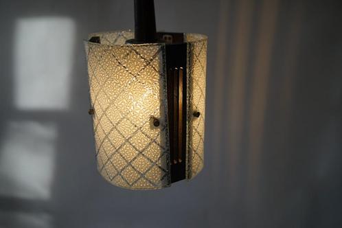 vintage hanglamp hal lamp reliëf glas teak mid century ruit, Huis en Inrichting, Lampen | Hanglampen, Gebruikt, 50 tot 75 cm, Glas