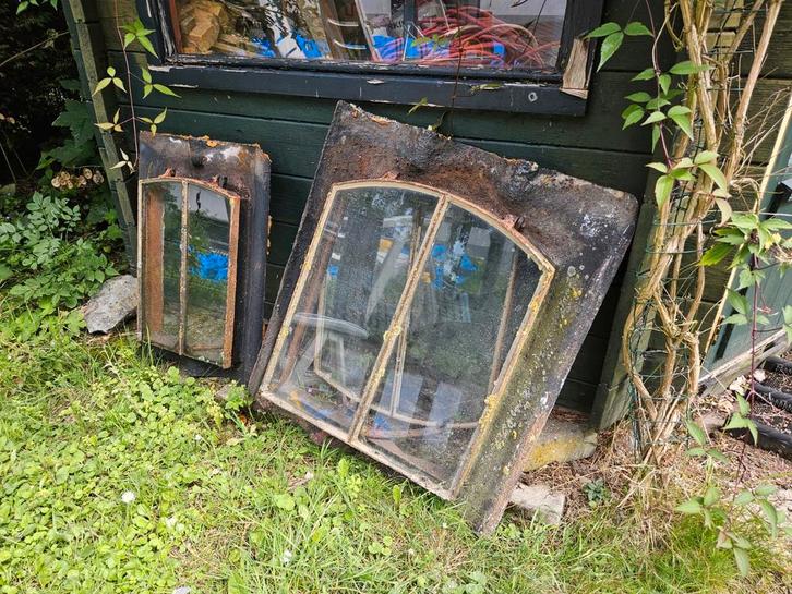 Twee maal oud Hollands stalraam dakraam, Doe-het-zelf en Verbouw, Glas en Ramen, Gebruikt, Minder dan 80 cm, Minder dan 80 cm