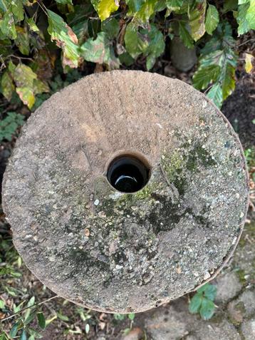 Betonnen Grondanker voor wasdroger beschikbaar voor biedingen