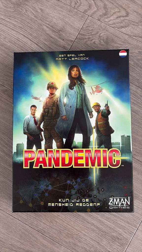 Pandemic, Hobby en Vrije tijd, Gezelschapsspellen | Bordspellen, Zo goed als nieuw, Ophalen of Verzenden