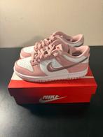 Nike Dunk Low Pink Velvet | EU 37.5, Kleding | Dames, Schoenen, Nieuw, Ophalen of Verzenden, Sneakers of Gympen, Nike