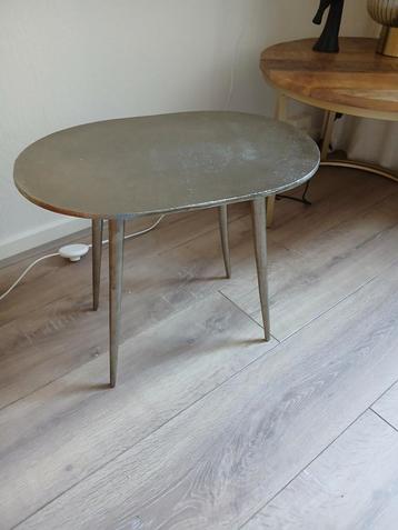 Bright Bijzettafel Metaal Burnished Gold Loods 5 beschikbaar voor biedingen