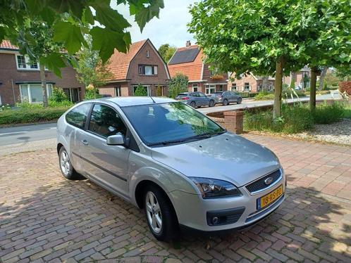 Ford Focus 1.6 74KW 3D AUT 2005 Grijs, Auto's, Ford, Particulier, Focus, Aangepast voor mindervaliden, ABS, Airbags, Airconditioning