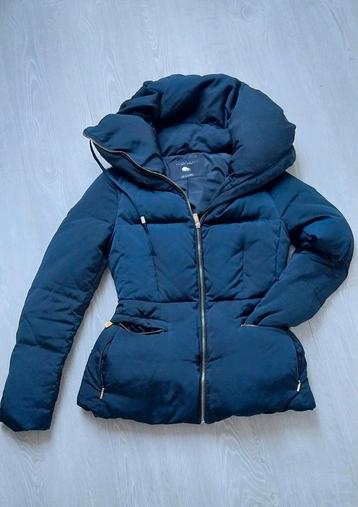 Winterjas Maat XS beschikbaar voor biedingen