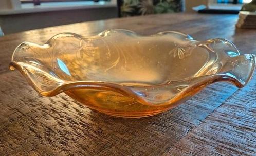 Vintage schaal, Huis en Inrichting, Woonaccessoires | Schalen en Manden, Zo goed als nieuw, Rond, Glas, Ophalen of Verzenden