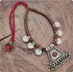Prachtige zeer oude Afghaanse ketting hand gemaakt., Ophalen of Verzenden, Overige materialen, Ketting