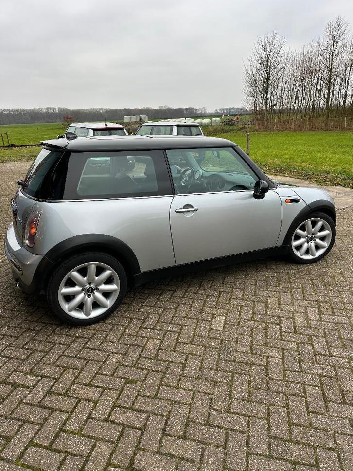 Mini Cooper 1.6 16V Cooper 2002 Grijs, Auto's, Mini, Particulier, Cooper, Airconditioning, Boordcomputer, Centrale vergrendeling