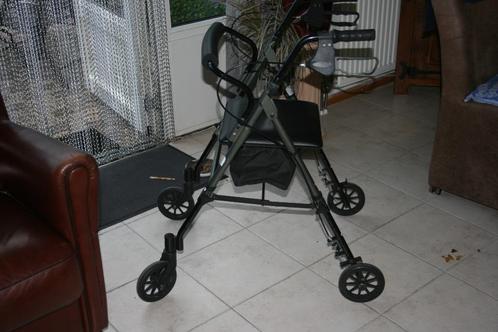 Zeer mooie luxe Rollator, Diversen, Rollators, Zo goed als nieuw, Lichtgewicht, Opvouwbaar, Ophalen