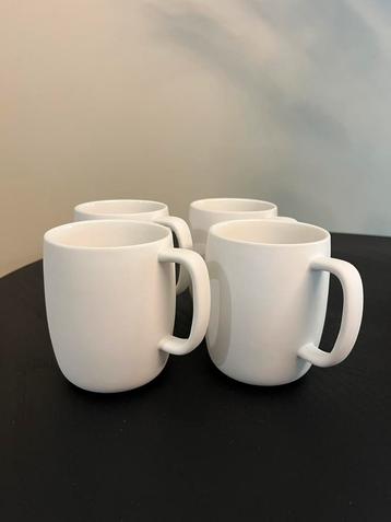 Serax servies Vincent van Duysen beschikbaar voor biedingen