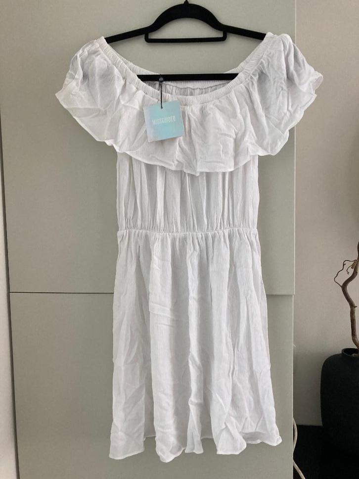 Missguided Superlief wit offshoulder jurkje , maat 34, Kleding | Dames, Jurken, Nieuw, Maat 34 (XS) of kleiner, Wit, Boven de knie