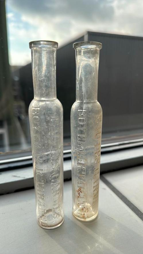 Bodemvondst 18e EAU DES CARMES BOYER. M. R. TARANNE, Antiek en Kunst, Antiek | Glas en Kristal, Ophalen of Verzenden