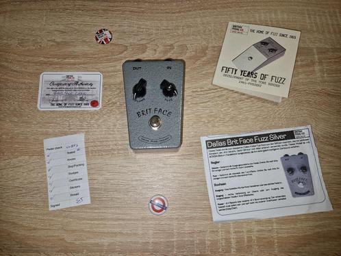 British Pedal Company - Dallas Brit Face Fuzz SILVER NKT275, Muziek en Instrumenten, Effecten, Zo goed als nieuw, Distortion, Overdrive of Fuzz
