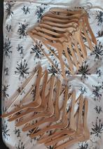 Houten Kledinghangers - Set, Kleding | Dames, Kledinghangers, Ophalen of Verzenden, Zo goed als nieuw, Hout, Kinderen en Volwassenen