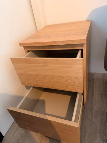 2 IKEA MALM Nachtkastjes - afbeelding 2
