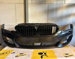 BMW 5 Serie G30 G31 M Pakket Voorbumper kls 6xPDC Origineel!, Gebruikt, Ophalen of Verzenden, Bumper, BMW