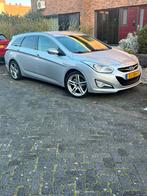 Hyundai i40 1.6 GDI blue business wagon LAGE KM-Stand! NAP!, Auto's, Voorwielaandrijving, Stof, 74 €/maand, 4 cilinders