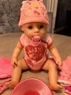BABY born 43 cm met diverse accessoires (o.a. kleding), Ophalen, Zo goed als nieuw, Babypop