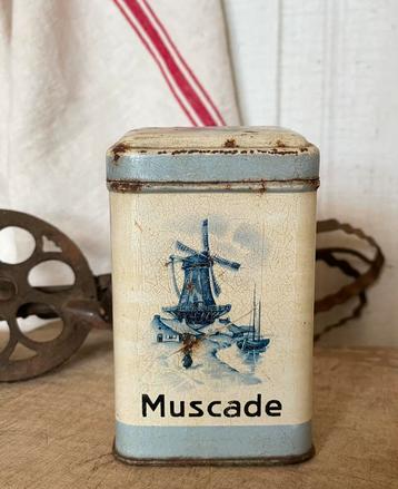 Brocante oud blikje MUSCADE beschikbaar voor biedingen