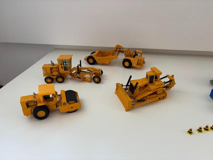 Joal 1:50 Caterpillar Grader-Scraper-Bulldozer-Wals, Hobby en Vrije tijd, Modelauto's | 1:50, Gebruikt, Overige typen, Overige merken